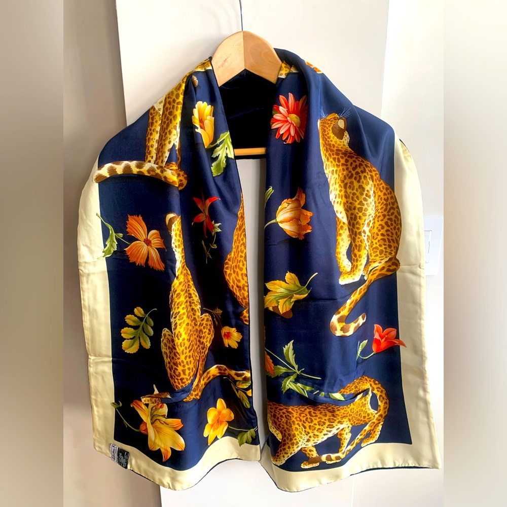 Salvatore Ferragamo silk/velvet scarf/stole
